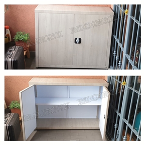 Mobili per esterni ad anta battente e a serranda 14